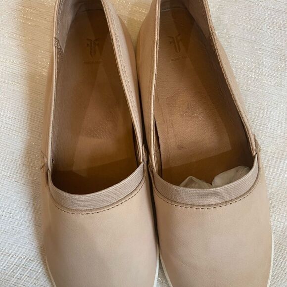 Frye Mélanie LeatherSlip On Flats Women Size 8 - Picture 3 of 9